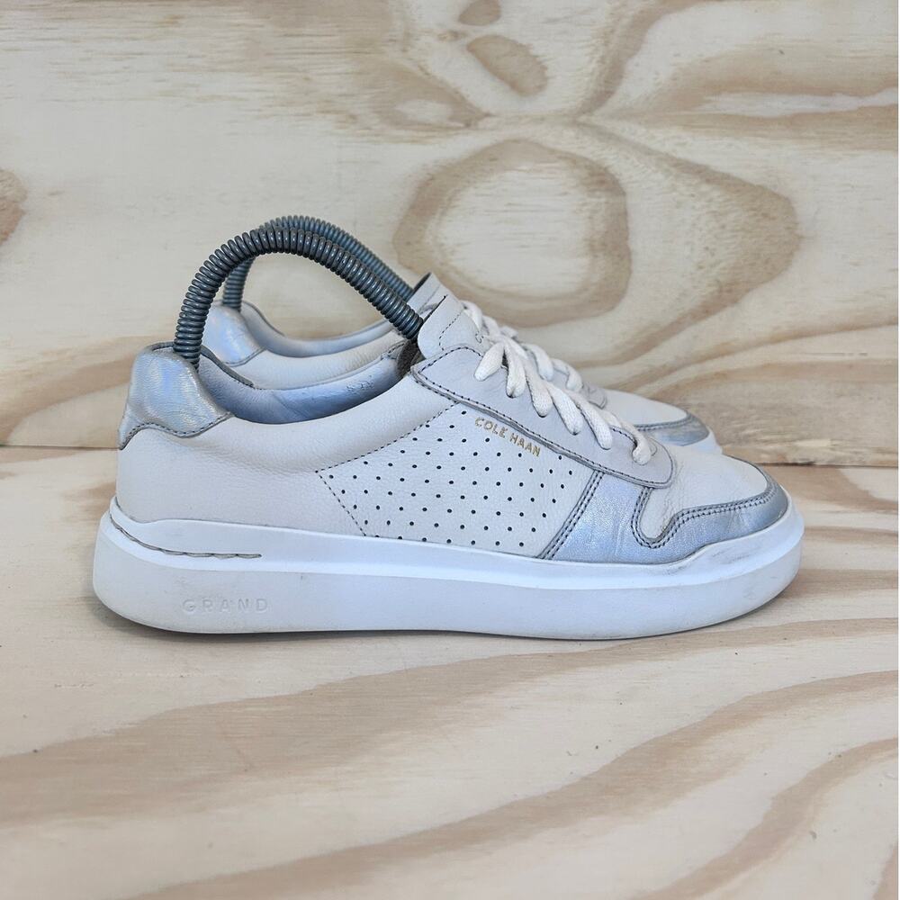 Cole Haan -Grand Pro Rally Court -Sneakers -White/Silver -Women's - 7B -W19616